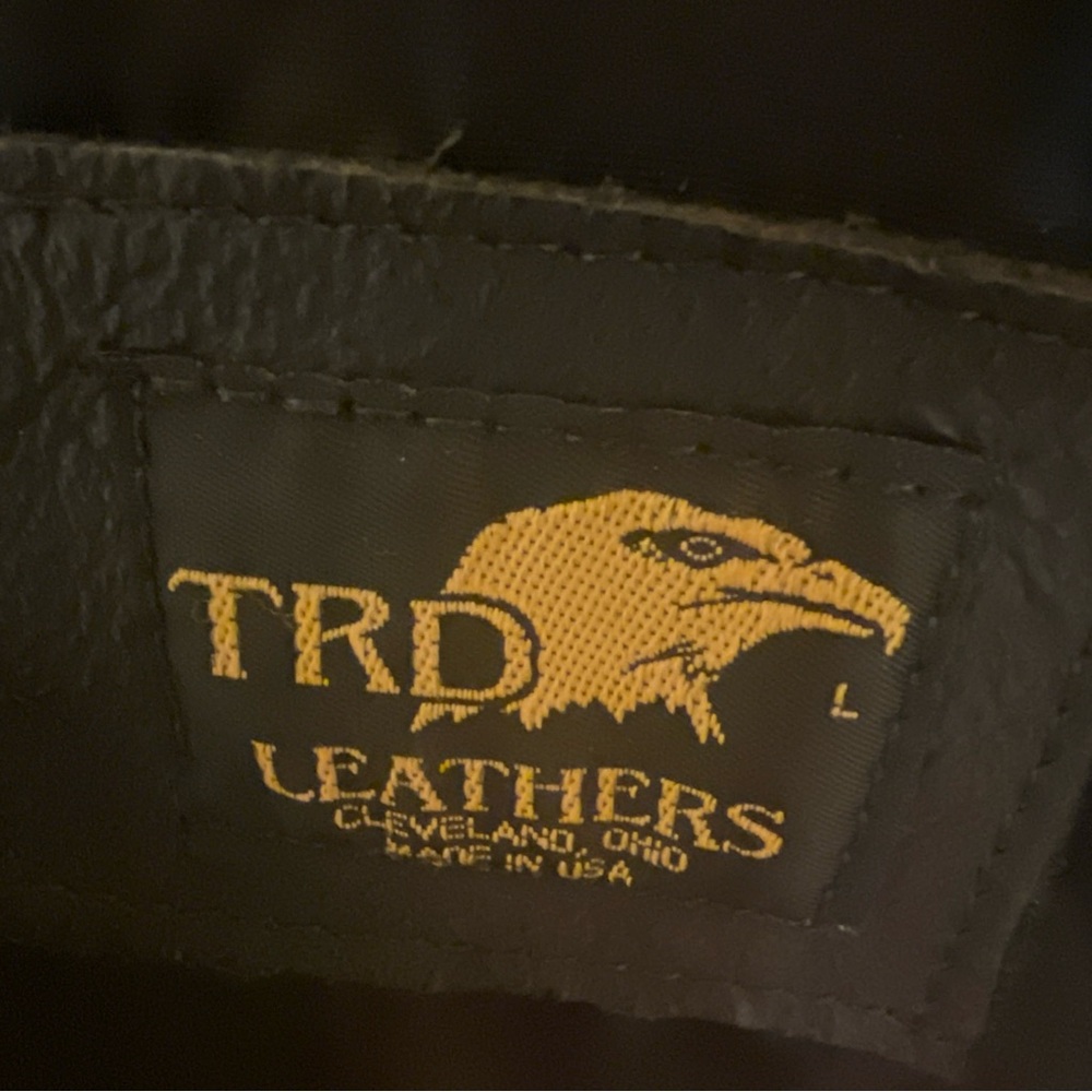TRD Biker Vest Black Leather with Buffalo 🦬 Button Closure - Picture 6 of 6